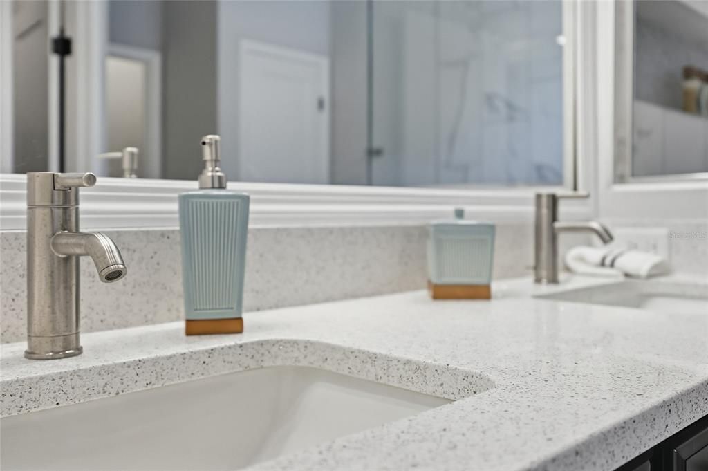 En Venta: $372,500 (3 camas, 2 baños, 1602 Pies cuadrados)