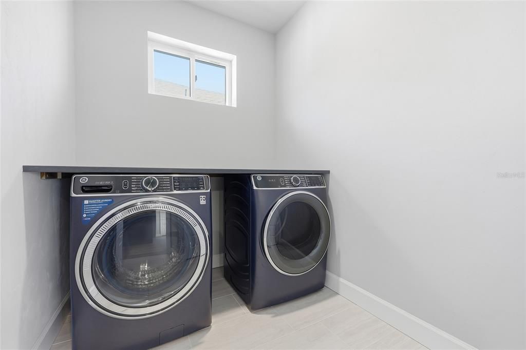 En Venta: $359,000 (3 camas, 2 baños, 1504 Pies cuadrados)