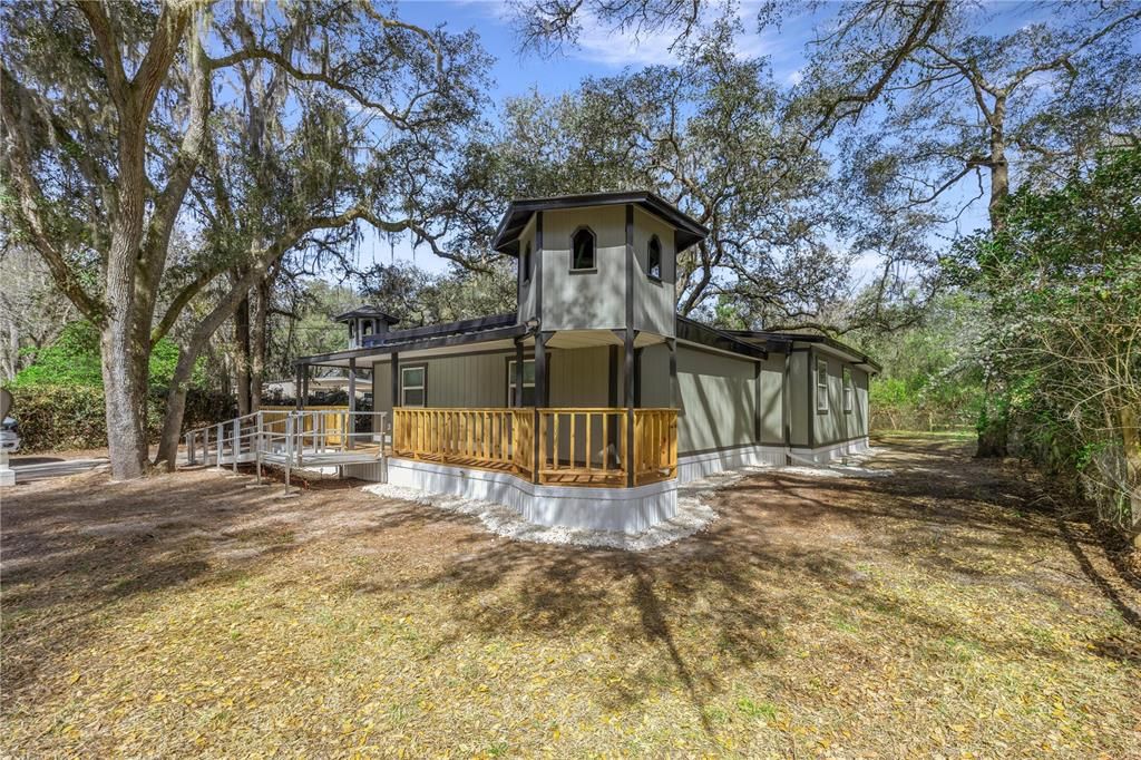 Active With Contract: $220,000 (3 beds, 2 baths, 1248 Square Feet)