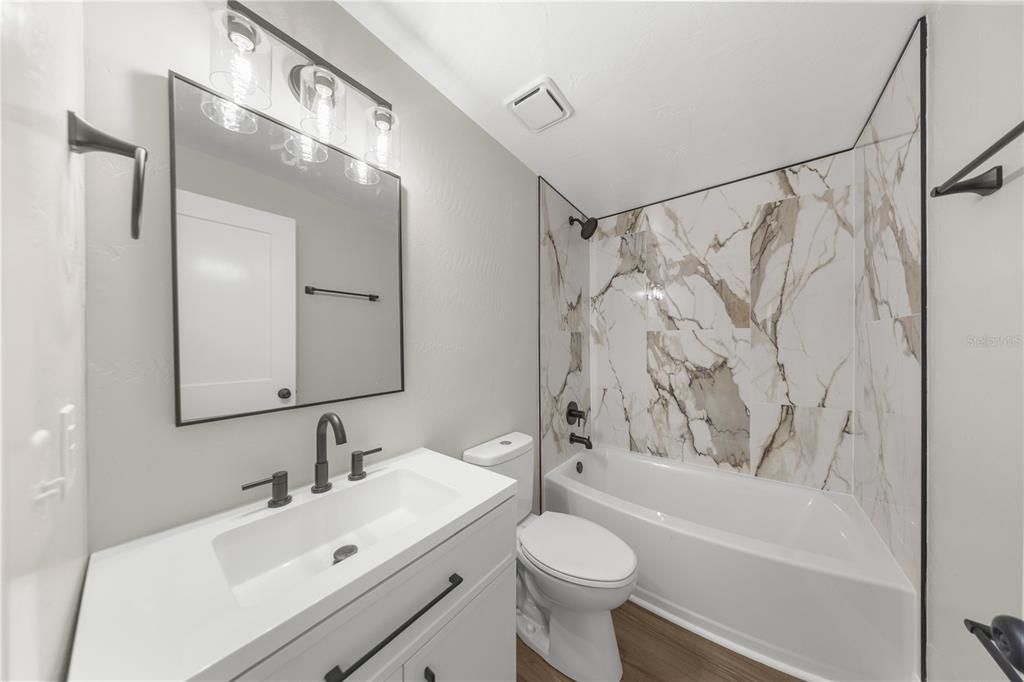 Active With Contract: $220,000 (3 beds, 2 baths, 1248 Square Feet)