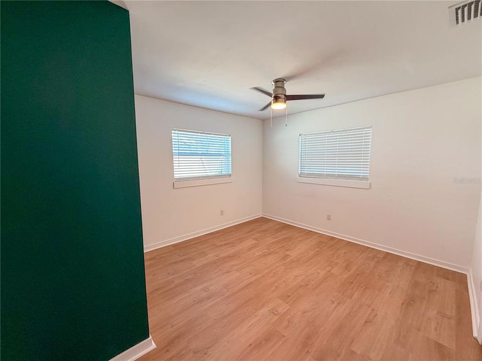 Active With Contract: $305,000 (3 beds, 2 baths, 1040 Square Feet)