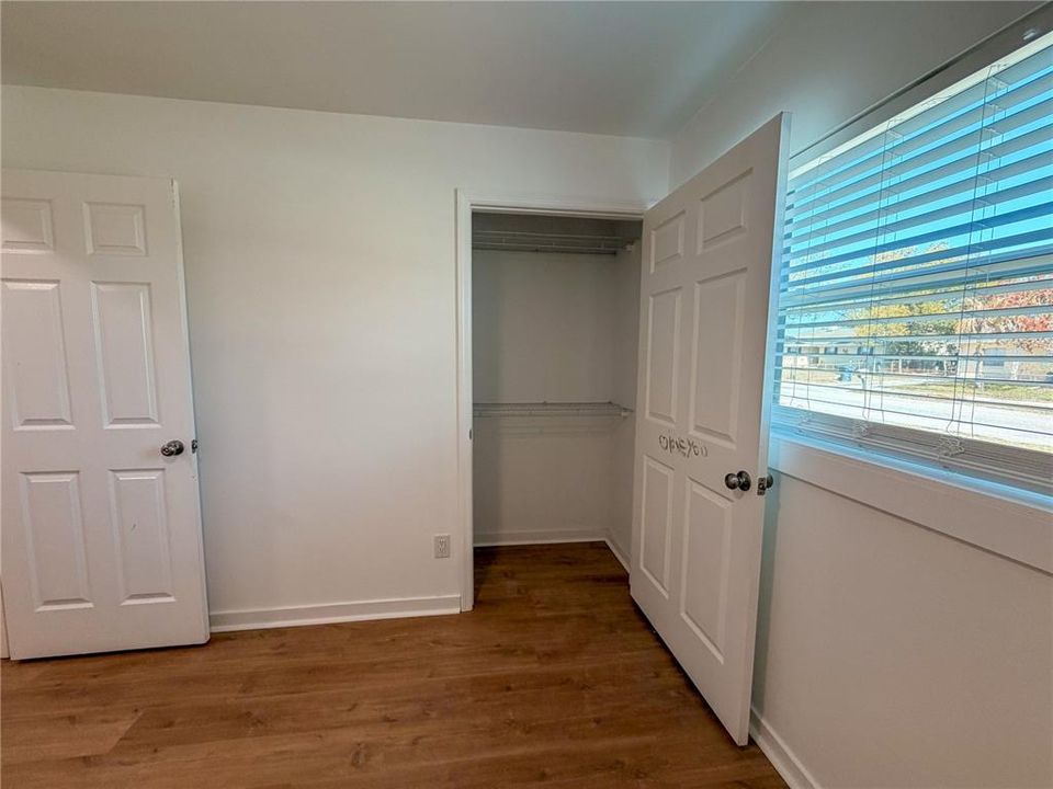 Active With Contract: $305,000 (3 beds, 2 baths, 1040 Square Feet)