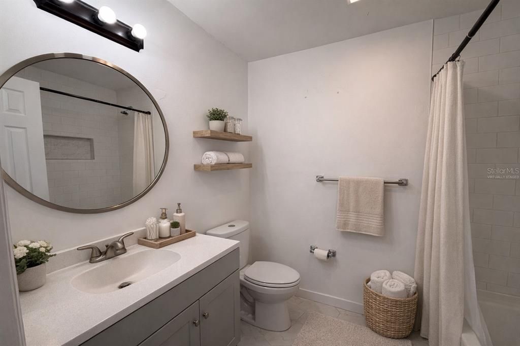 Active With Contract: $305,000 (3 beds, 2 baths, 1040 Square Feet)