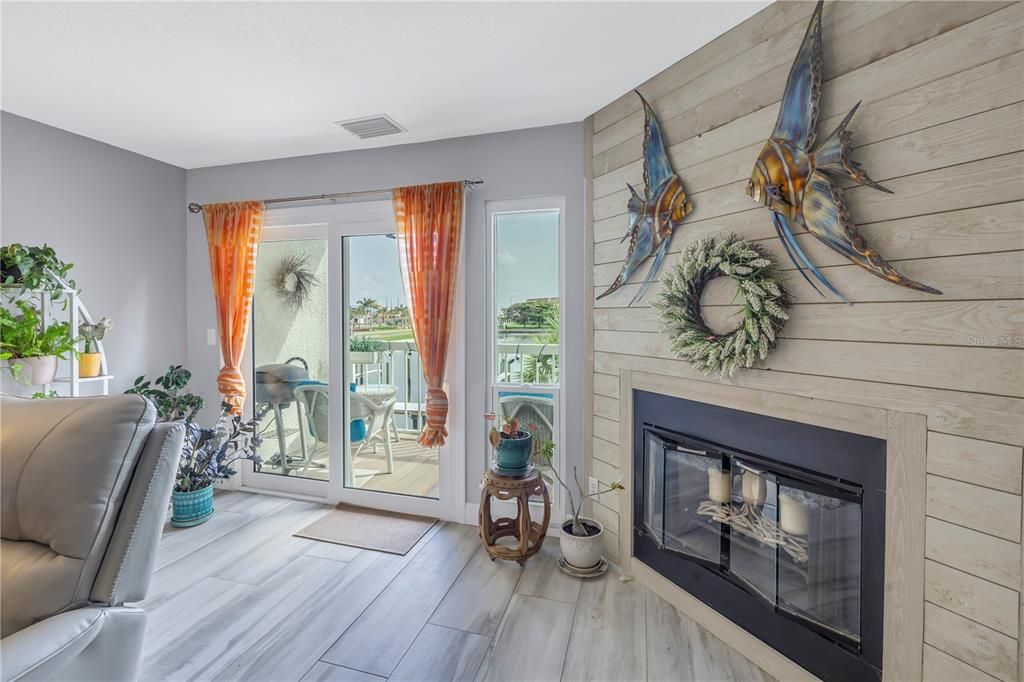 For Sale: $939,000 (3 beds, 3 baths, 2127 Square Feet)