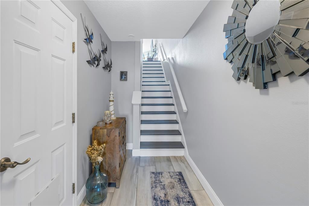 For Sale: $939,000 (3 beds, 3 baths, 2127 Square Feet)