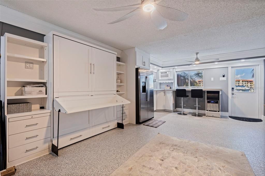For Sale: $939,000 (3 beds, 3 baths, 2127 Square Feet)