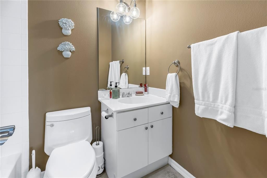 For Sale: $939,000 (3 beds, 3 baths, 2127 Square Feet)