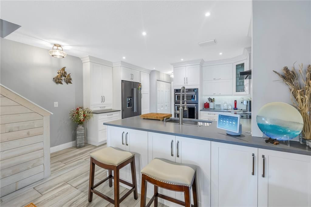 For Sale: $939,000 (3 beds, 3 baths, 2127 Square Feet)