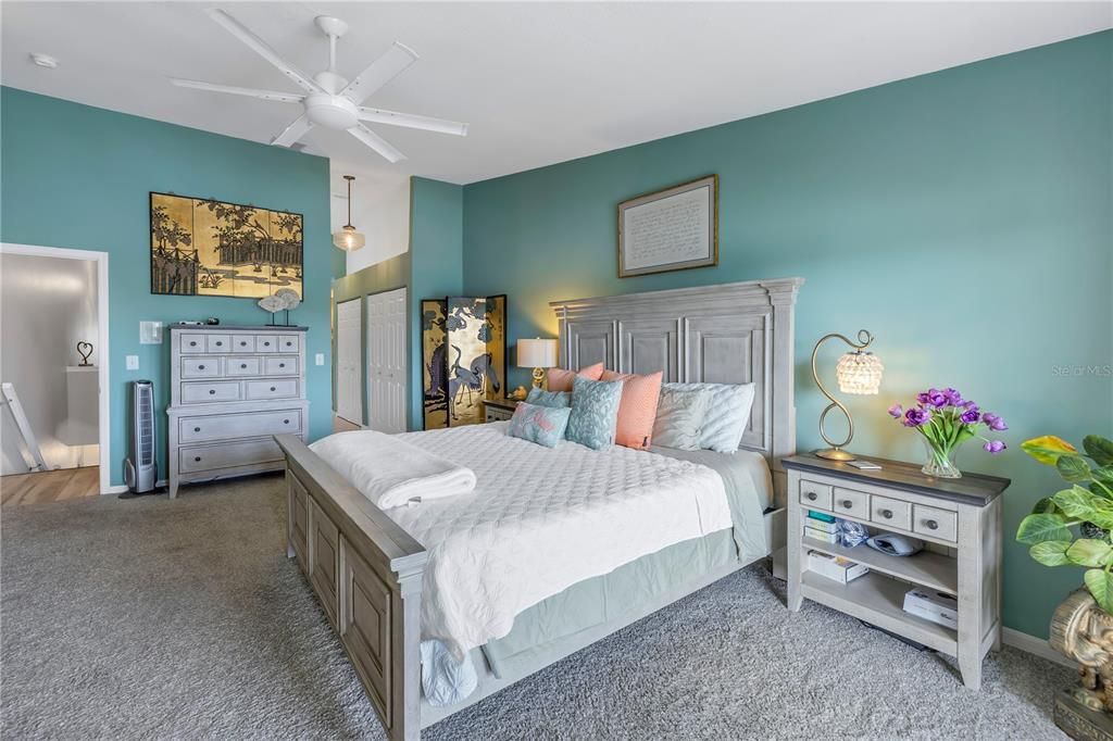 For Sale: $939,000 (3 beds, 3 baths, 2127 Square Feet)