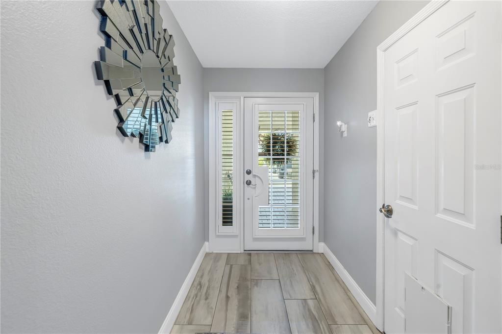 For Sale: $939,000 (3 beds, 3 baths, 2127 Square Feet)