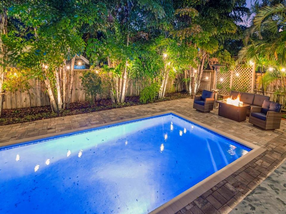 Activo con contrato: $2,595,000 (5 camas, 4 baños, 4308 Pies cuadrados)