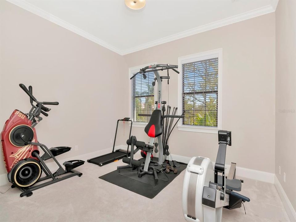 Activo con contrato: $2,595,000 (5 camas, 4 baños, 4308 Pies cuadrados)