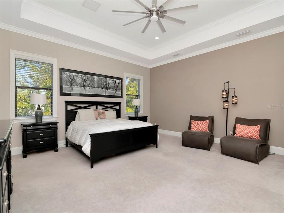 Activo con contrato: $2,595,000 (5 camas, 4 baños, 4308 Pies cuadrados)