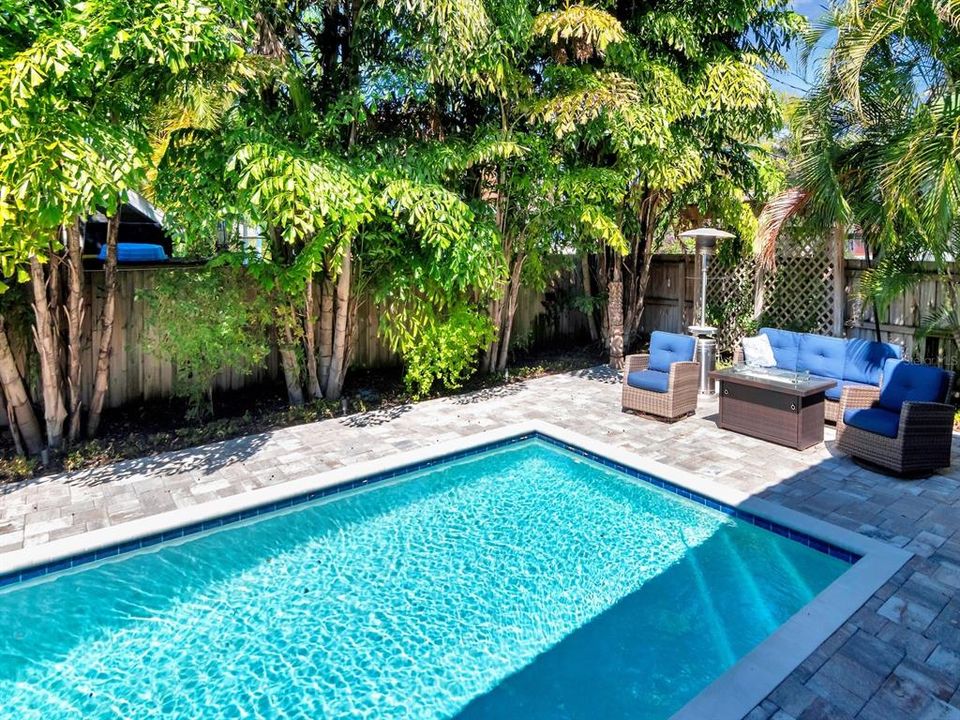 Activo con contrato: $2,595,000 (5 camas, 4 baños, 4308 Pies cuadrados)