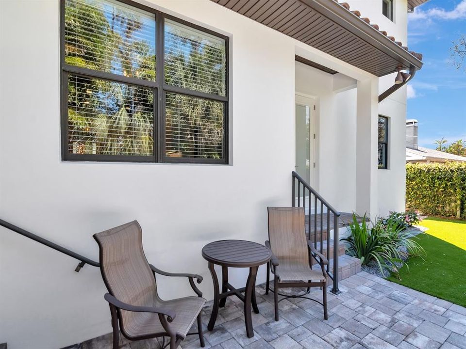Activo con contrato: $2,595,000 (5 camas, 4 baños, 4308 Pies cuadrados)