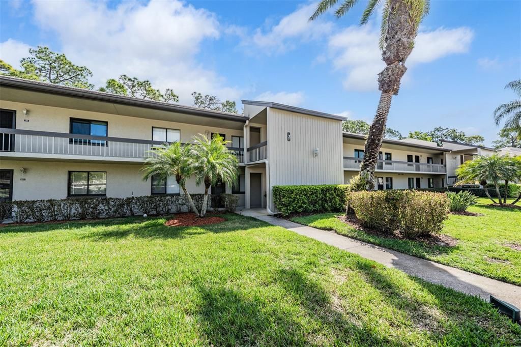 Под контрактом: $199,900 (2 спален, 2 ванн, 1094 Квадратных фут)