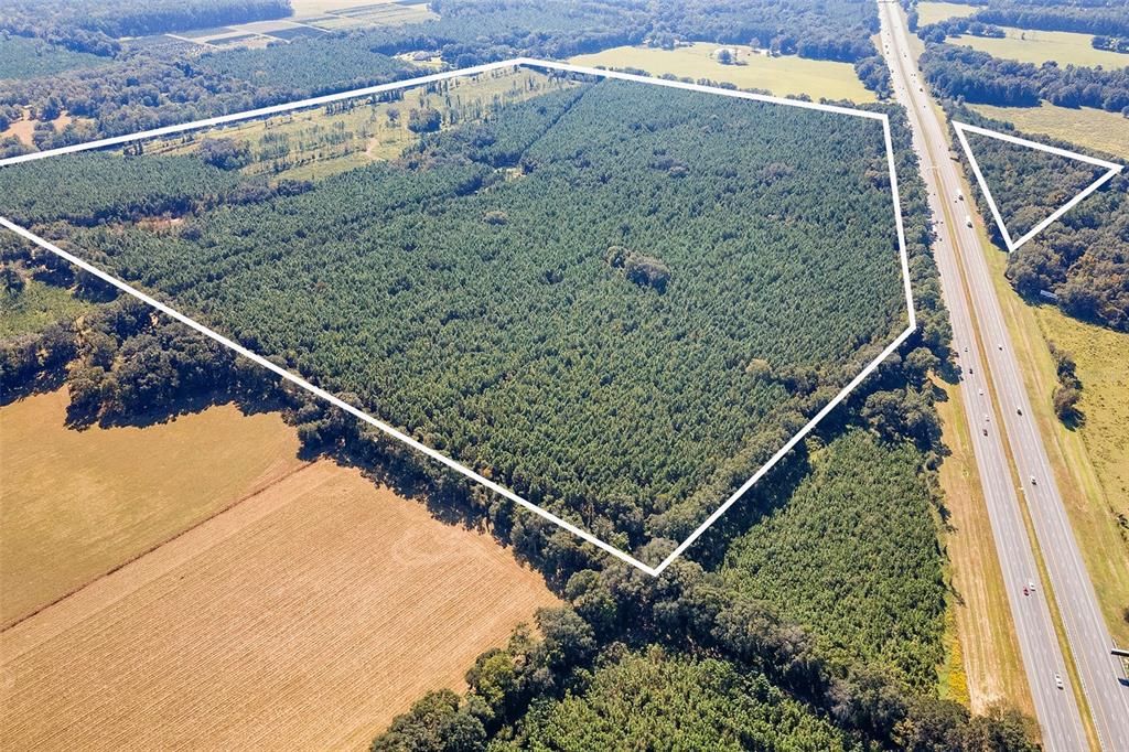 合同活跃: $1,679,000 (146.88 acres)