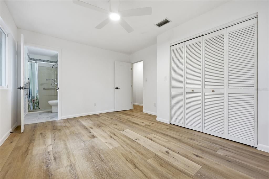 En Venta: $395,000 (2 camas, 3 baños, 2163 Pies cuadrados)