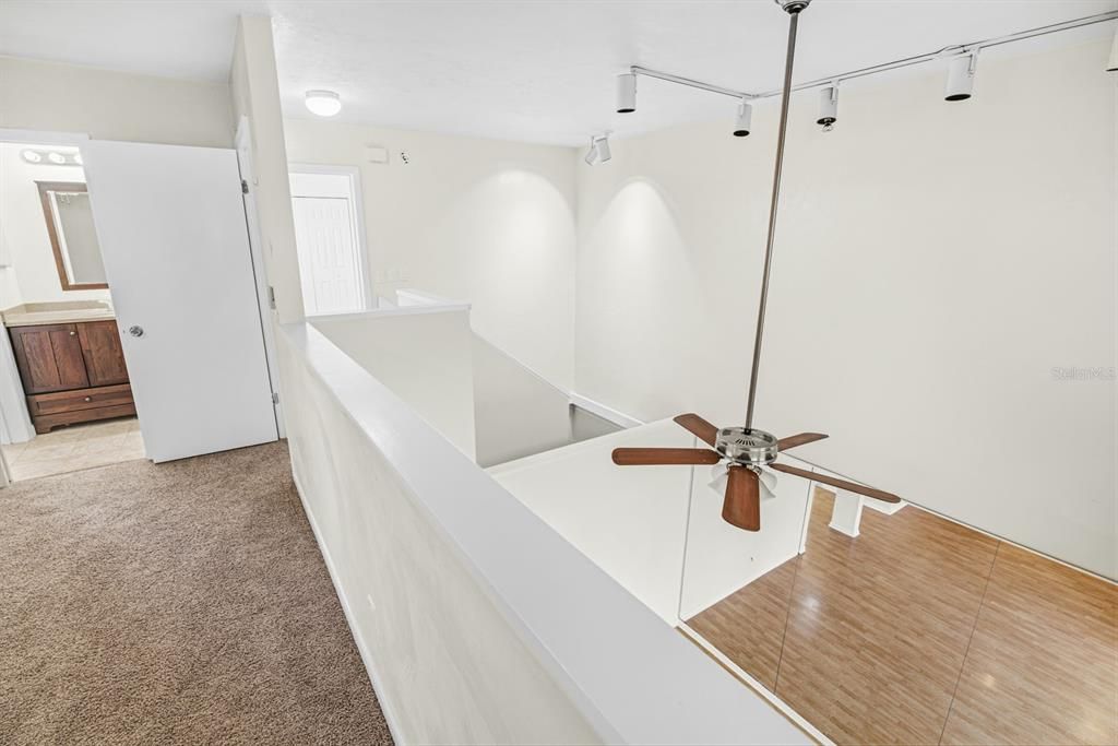 For Sale: $155,000 (3 beds, 2 baths, 1290 Square Feet)