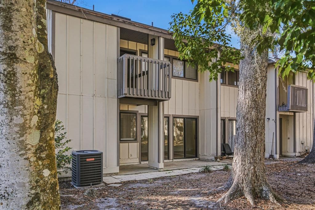 For Sale: $155,000 (3 beds, 2 baths, 1290 Square Feet)