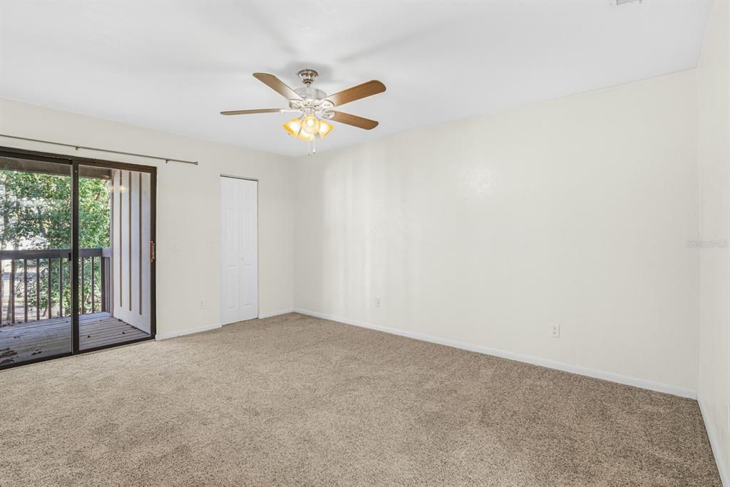 For Sale: $155,000 (3 beds, 2 baths, 1290 Square Feet)