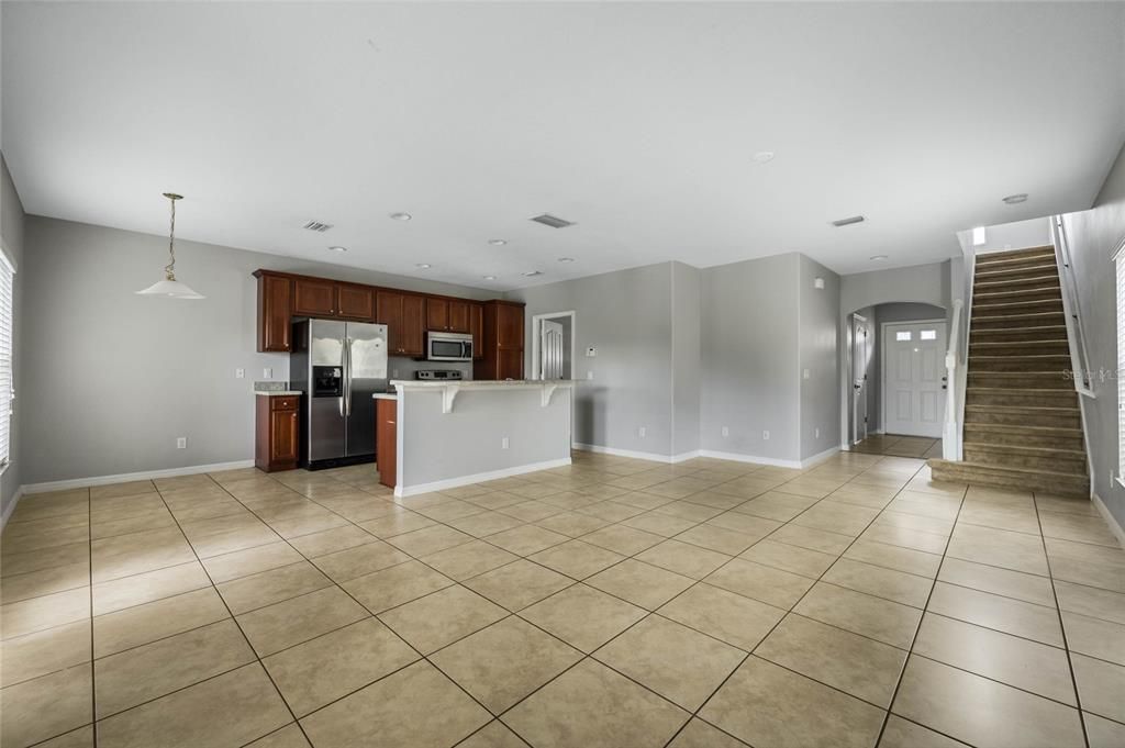 Activo con contrato: $236,800 (3 camas, 2 baños, 1565 Pies cuadrados)