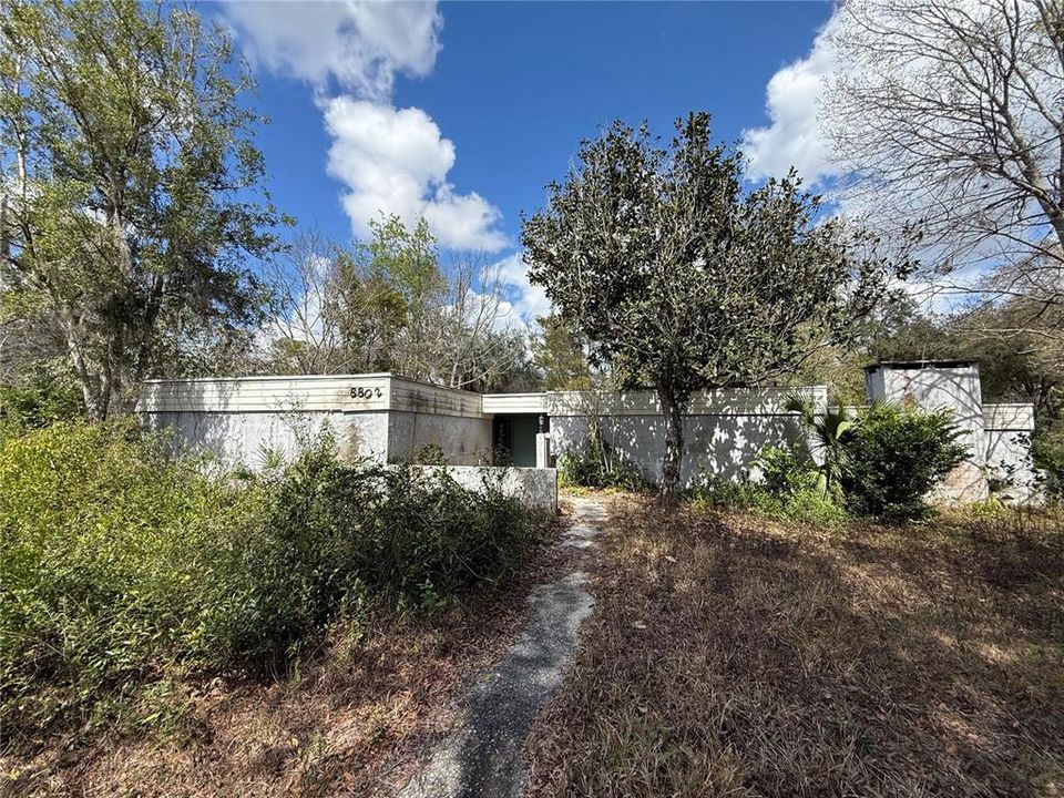 Vendido Recientemente: $224,900 (3 camas, 2 baños, 2416 Pies cuadrados)