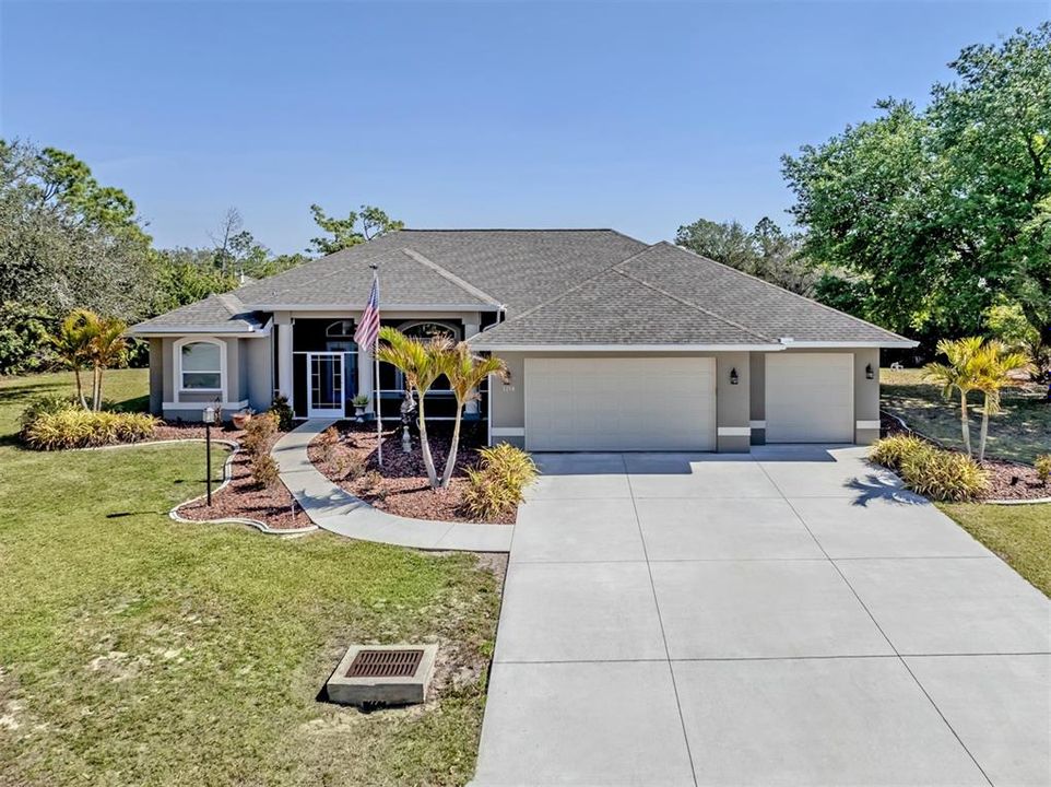 Active With Contract: $625,000 (4 beds, 3 baths, 2630 Square Feet)
