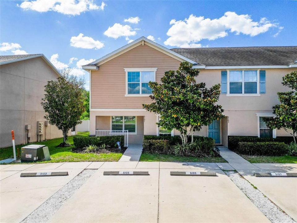 Active With Contract: $249,900 (3 beds, 2 baths, 1650 Square Feet)