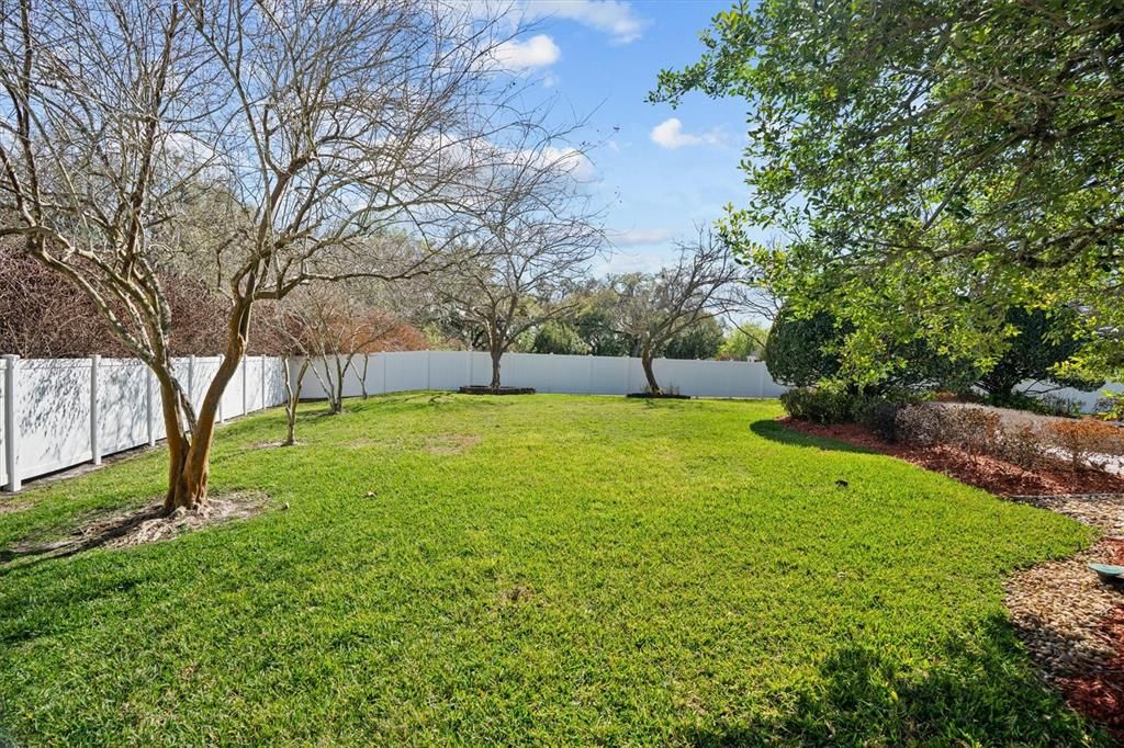 Active With Contract: $1,199,900 (5 beds, 4 baths, 4001 Square Feet)