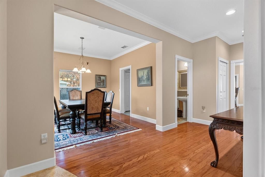 Active With Contract: $1,199,900 (5 beds, 4 baths, 4001 Square Feet)