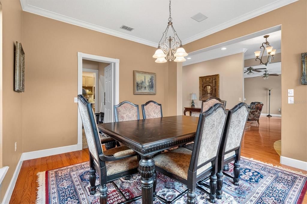 Active With Contract: $1,199,900 (5 beds, 4 baths, 4001 Square Feet)