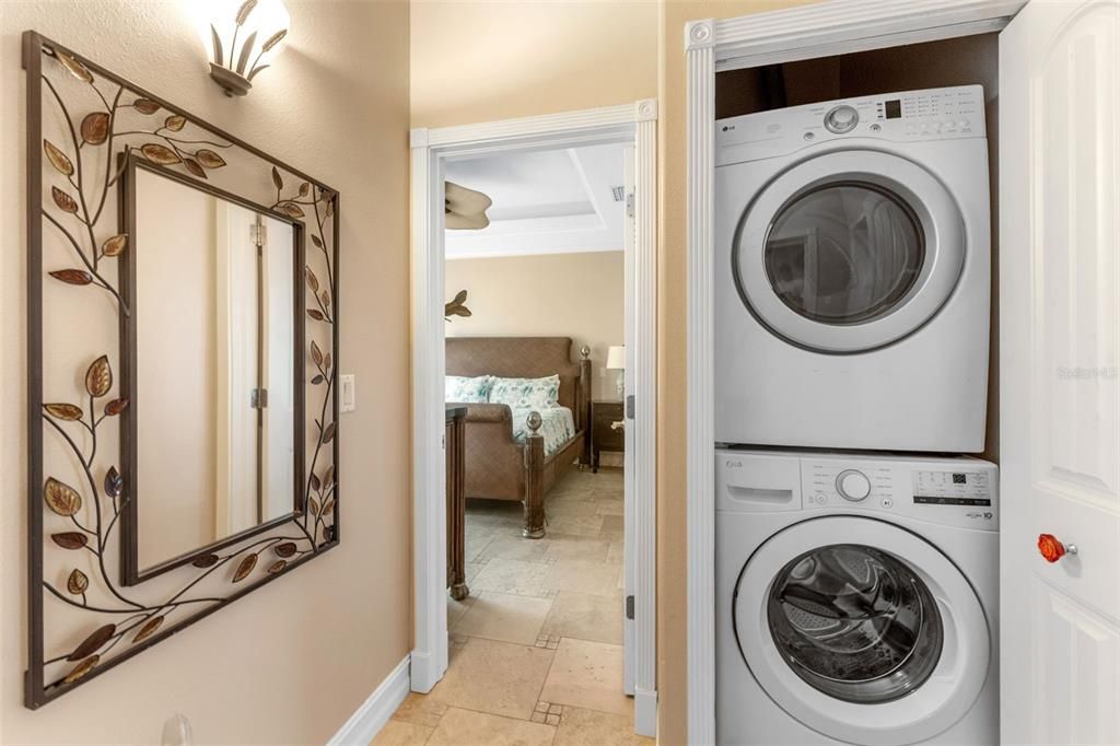 En Venta: $2,200,000 (5 camas, 0 baños, 2320 Pies cuadrados)