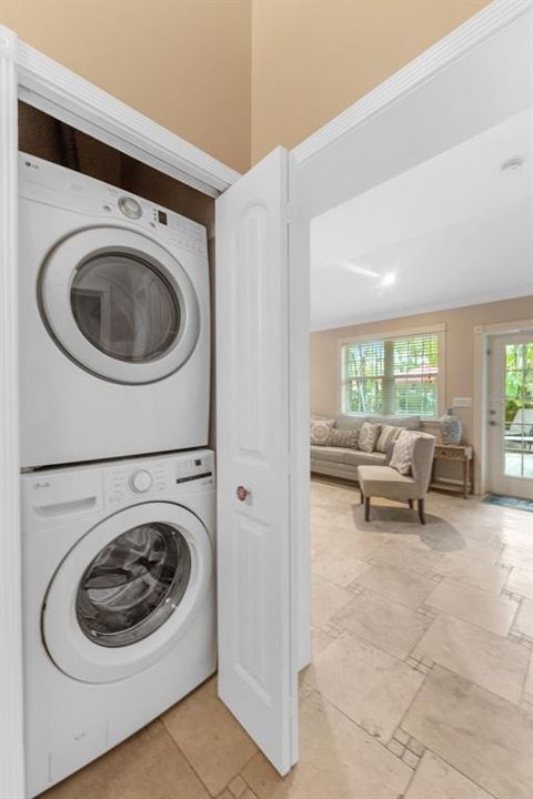 En Venta: $2,200,000 (5 camas, 0 baños, 2320 Pies cuadrados)