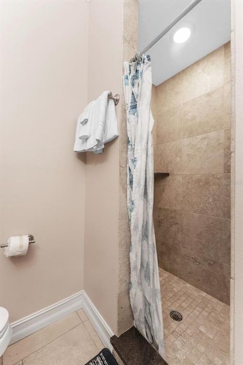 En Venta: $2,200,000 (5 camas, 0 baños, 2320 Pies cuadrados)