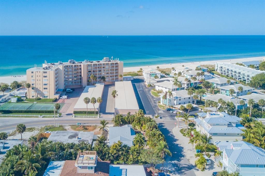 En Venta: $2,200,000 (5 camas, 0 baños, 2320 Pies cuadrados)