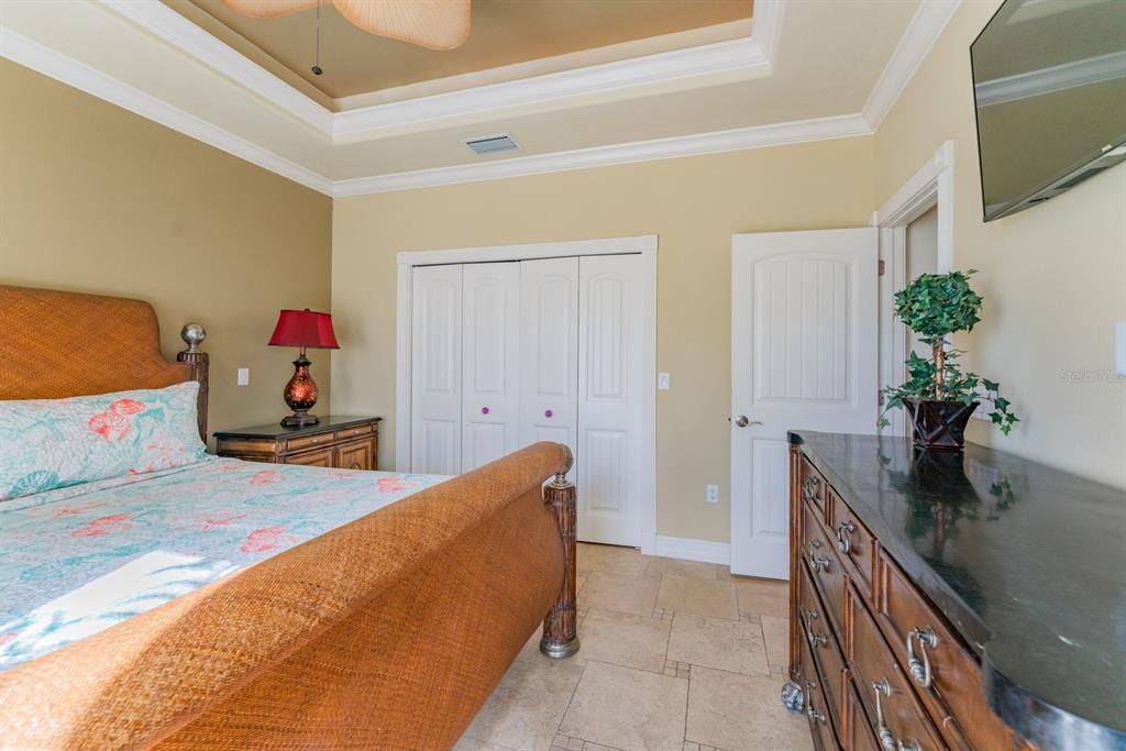 En Venta: $2,200,000 (5 camas, 0 baños, 2320 Pies cuadrados)