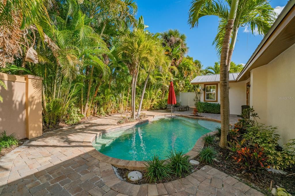 En Venta: $2,200,000 (5 camas, 0 baños, 2320 Pies cuadrados)