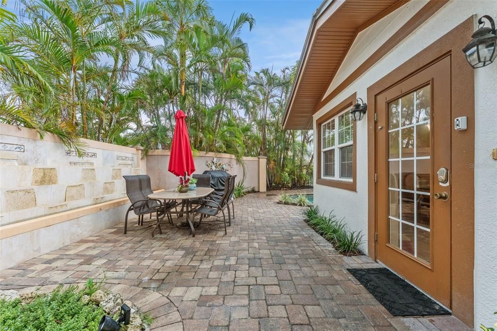 En Venta: $2,200,000 (5 camas, 0 baños, 2320 Pies cuadrados)