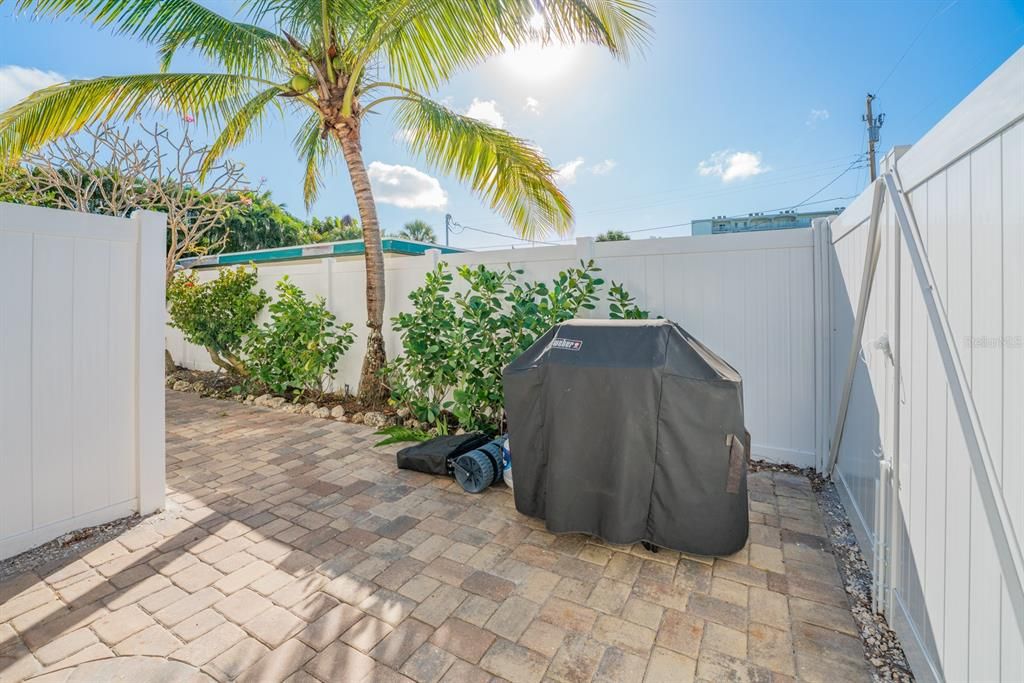 En Venta: $2,200,000 (5 camas, 0 baños, 2320 Pies cuadrados)