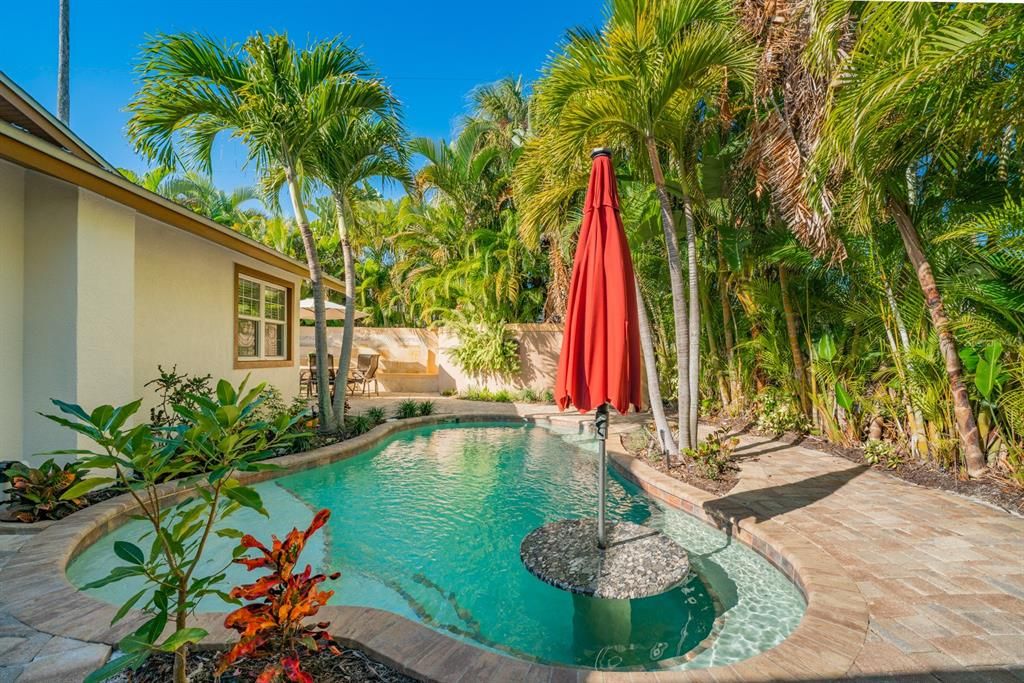 En Venta: $2,200,000 (5 camas, 0 baños, 2320 Pies cuadrados)