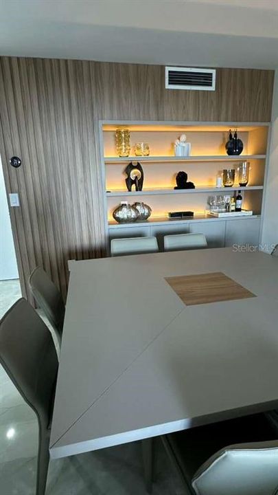 На продажу: $500,000 (2 спален, 2 ванн, 1011 Квадратных фут)