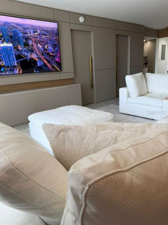 На продажу: $500,000 (2 спален, 2 ванн, 1011 Квадратных фут)