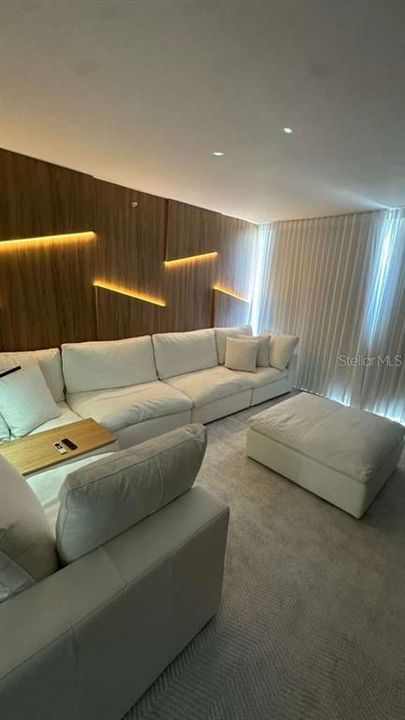 На продажу: $500,000 (2 спален, 2 ванн, 1011 Квадратных фут)