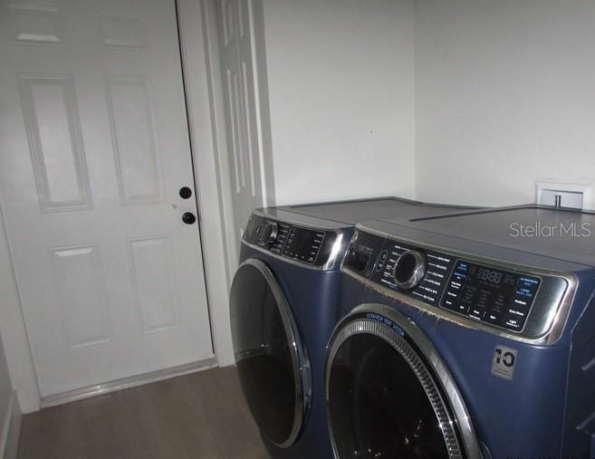 For Sale: $255,000 (4 beds, 2 baths, 1668 Square Feet)