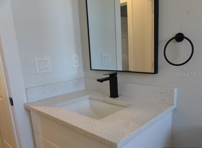 For Sale: $255,000 (4 beds, 2 baths, 1668 Square Feet)