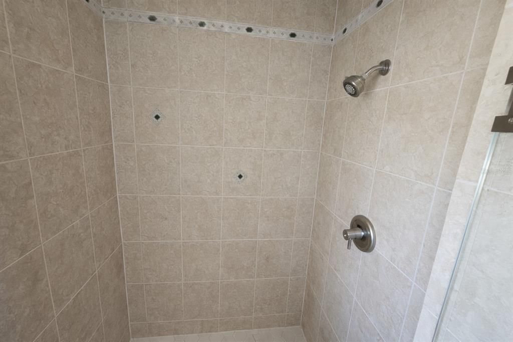 En Renta: $2,300 (3 camas, 2 baños, 1767 Pies cuadrados)
