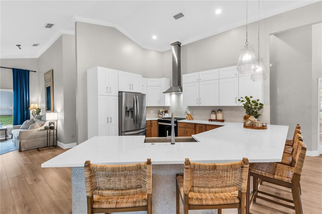 Activo con contrato: $1,099,000 (4 camas, 3 baños, 3181 Pies cuadrados)