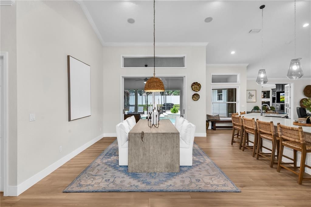 Activo con contrato: $1,099,000 (4 camas, 3 baños, 3181 Pies cuadrados)