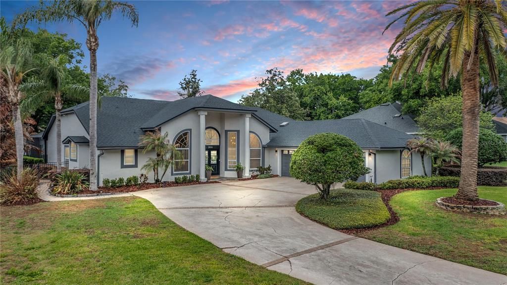 Activo con contrato: $1,099,000 (4 camas, 3 baños, 3181 Pies cuadrados)